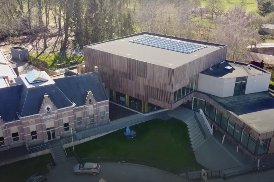 TVL reportage Kleuterschool Op Dreef - vogelperspectief